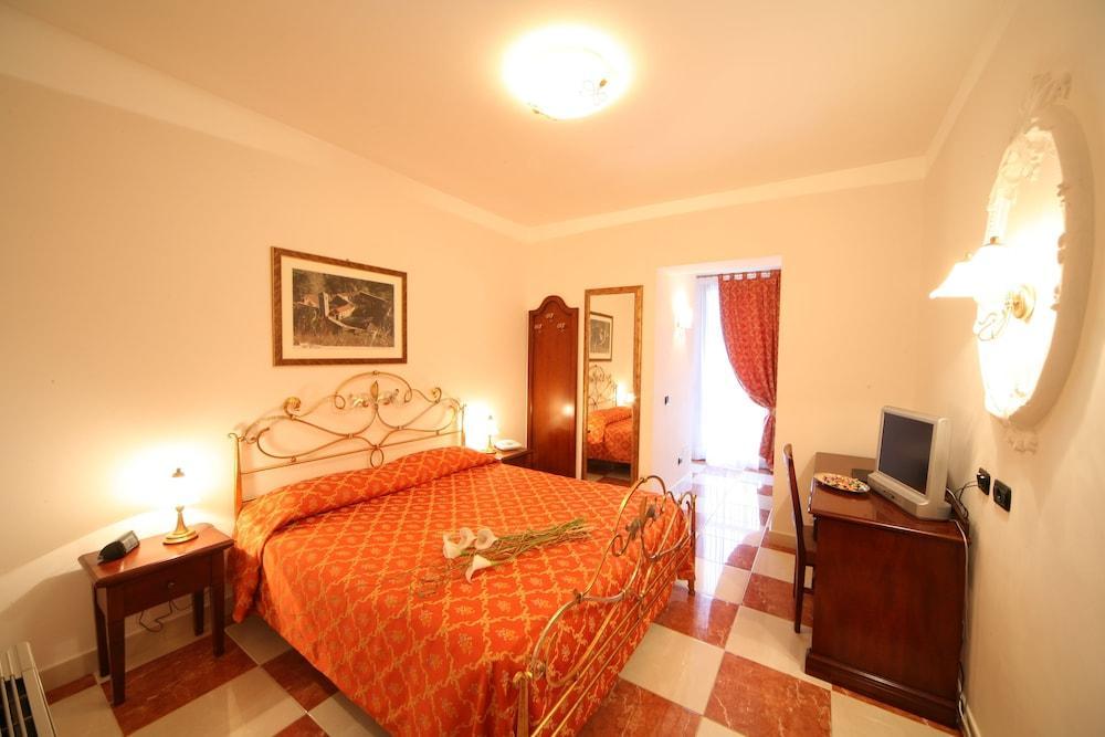 Hotel Ungheria Varese 1946 Dış mekan fotoğraf